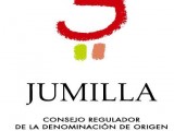 El pintor Pedro Cano ilustra la etiqueta de la botella edición especial 50º aniversario de la Denominación de Origen Protegida Jumilla