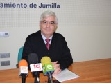 Enrique Jiménez explica la actual situación de la “Casa Amarilla” de la Plaza de la Constitución