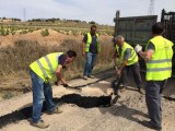 La Concejalía de Agricultura y Pedanías refuerza su plantilla con cuatro operarios más para el bacheo de caminos asfaltados del municipio