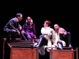 Hamlet emociona en el Teatro Vico