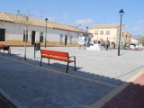 El alcalde y el concejal de Pedanías presentan las obras realizadas en la Plaza de las Escuelas de la Cañada del Trigo