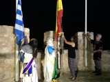 La Asociación de Moros y Cristianos iza las banderas en el Castillo de Jumilla