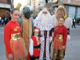 La Cabalgata de Reyes Magos reparte  regalos y juguetes entre los niños de Jumilla