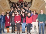 La alcaldesa recibe en el salón de plenos a 52 alumnos franceses de intercambio