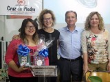 Consuelo Soriano del C.C. Cruz de Piedra recoge su segundo premio del concurso ‘Relatos del Agua’