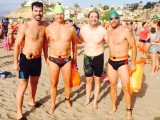 Miembros del Club Natación Jumilla presentes en las playas de Mazarrón para disputar el Desafío SeaMan