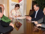 Ayuntamiento y AMUSAL firman un convenio para impulsar el desarrollo económico del municipio