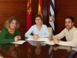 Ayuntamiento y FAMPA firman un convenio para impulsar la participación integral de la comunidad educativa