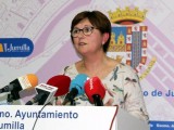 Juana Guardiola: “Recurrir a contratos para el mantenimiento de los jardines es absolutamente necesario”