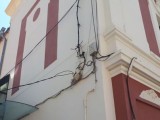 El concejal Benito Santos solicita en una moción la retirada de los cables en las fachadas de los edificios y monumentos de Interés Cultural
