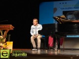 La charla `Un sueño posible´ de Roque Baños pone los pelos de punta al Teatro Vico