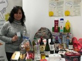 Esperanza María Castellanos resulta ganadora de la cesta de productos de ADAHI Jumilla