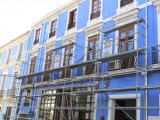 Ya han comenzado las obras de rehabilitación de la cubierta y entrada del Edificio Azul
