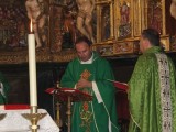La misa de hoy lunes en la Parroquia Mayor de Santiago será ofrecida a los enfermos, familiares y fallecidos por el Cáncer