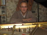 Ramón Muñoz Gonzálvez,  profesor de Piano e Historia de la Música en el Conservatorio Profesional de Música de Murcia, actuará en el Auditorio “Mª Ángeles Tomás Martínez”