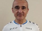 Ángel Lencina vuelve a la calle para entrenar con el maillot de campeón de Europa de duatlón