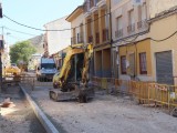 Avanzan las obras de renovación de infraestructuras del segundo tramo de la calle Álvarez Quintero