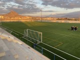 Finalizan las obras de sustitución del césped artificial del campo de fútbol Antonio Ibáñez